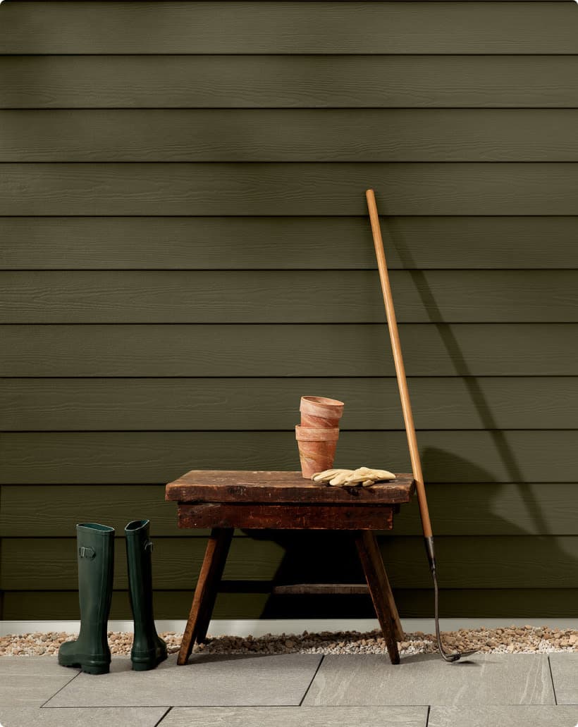 HardiePlank Cedarmill wood-grain texture detail